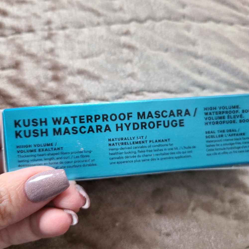 Milk Kush waterproof mascara